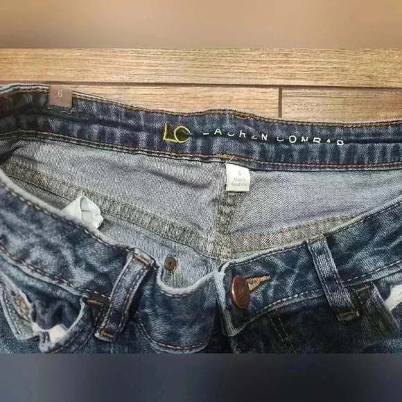 LC LAUREN CONRAD Womens Size 6 Low Rise Midi Denim Blue Jean Cotton Blend Shorts - Picture 4 of 6